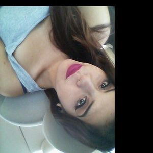 Meet your Posher, Daniela