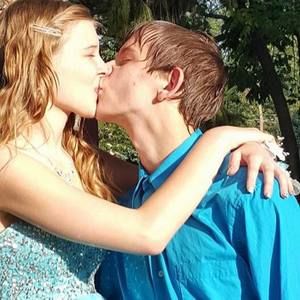 Meet your Posher, Destiny