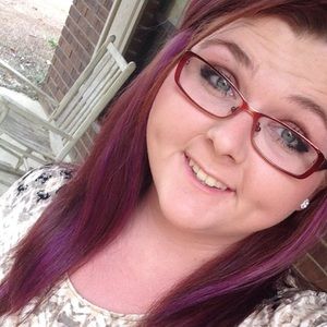 Meet your Posher, Deanna