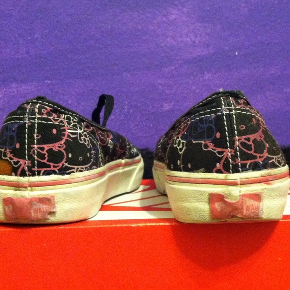 Hello kitty vans - Picture 2 of 2