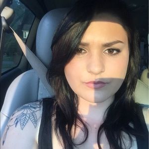 Meet your Posher, Abbie