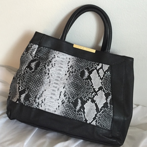 Steve Madden bag