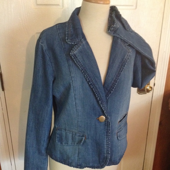 Denim jacket. Cute!!! :) sz 14 to 12