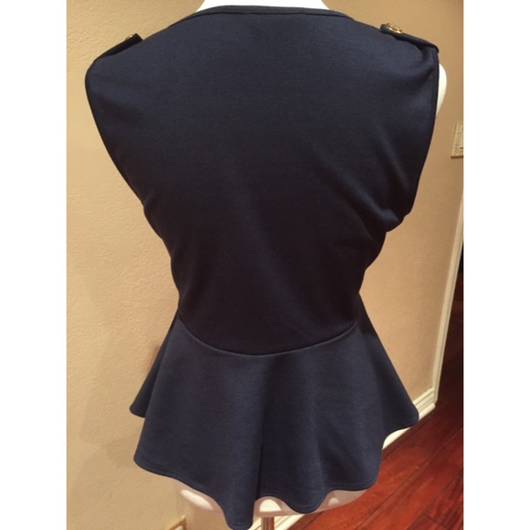 F21 • Navy Blue Top - Picture 2 of 3