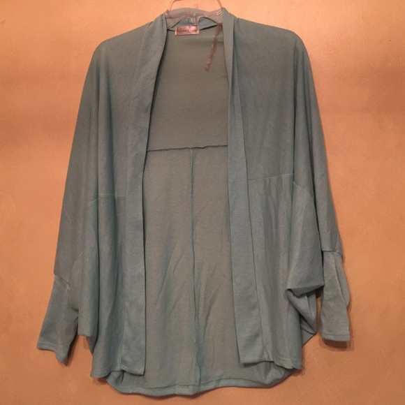 Turquoise cover up - Picture 1 of 2