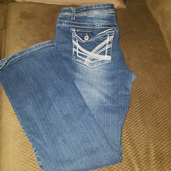 RUE 21 JEANS