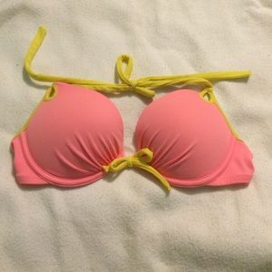 Victoria's Secret add-2-cup halter Bikini Top👙