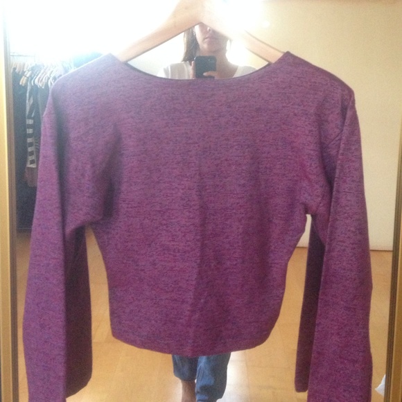 Long Sleeved Crop - Picture 2 of 3