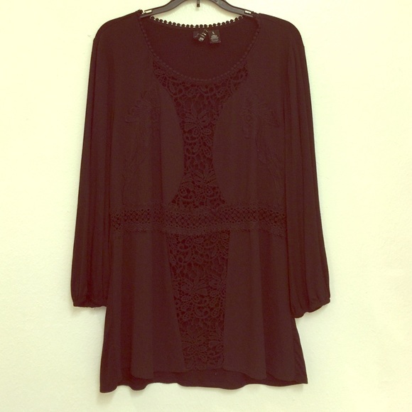 BKE Lace Black Top