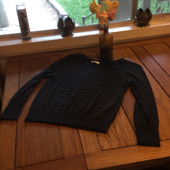 Black sweater with very faint glitter.