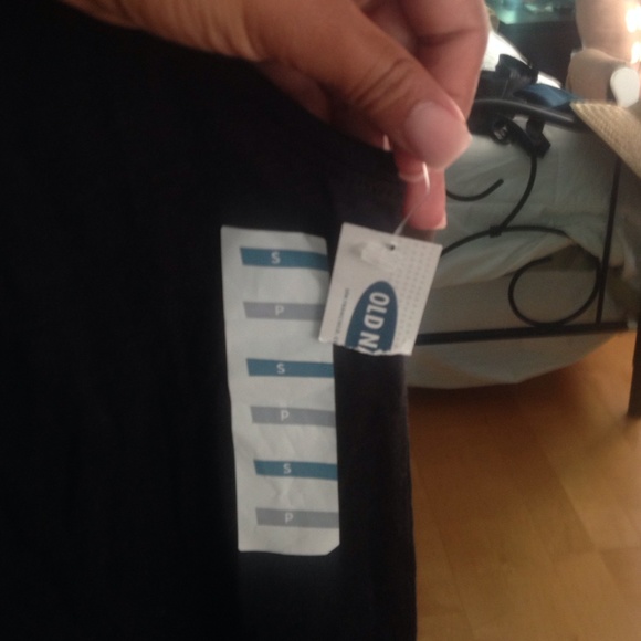 "This Is Paradise" Black Tank - Picture 3 of 4