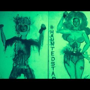 Meet your Posher, Layne