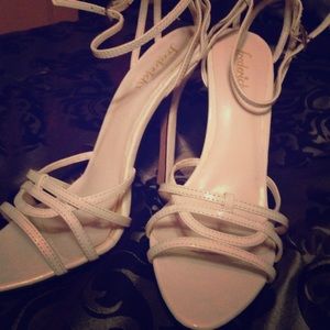 NWOT White Heels