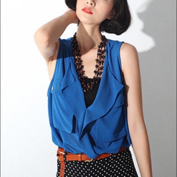 Blue sleeveless blouse
