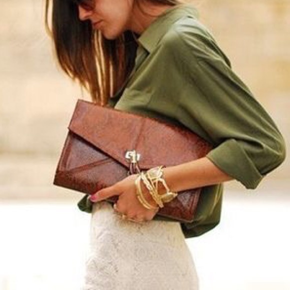 Bundled . Elie Tahari lace skirt . 3x HP 🌸 - Picture 3 of 4