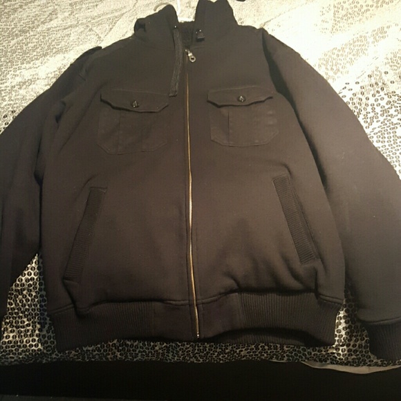 Sold**Men's black hooded jacket/coat - Picture 1 of 3