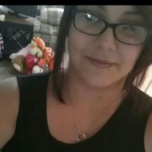 Meet your Posher, Deanne