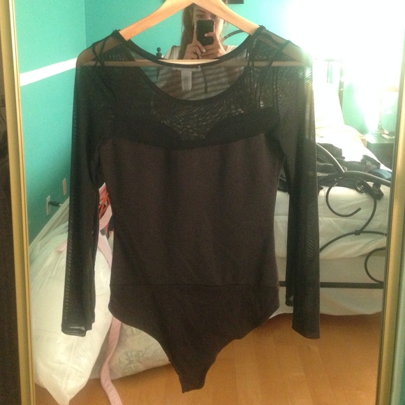 Black Mesh Leo - Picture 2 of 3