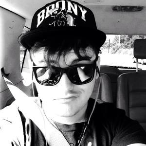 Meet your Posher, Corbin