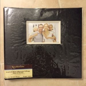 Photo/scrapbook album