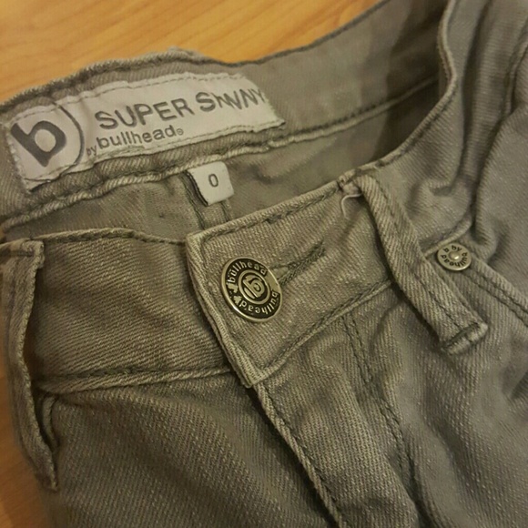 Bullhead super skinny jeans