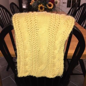 FINAL PRICE DROP🚫 Mustard Knit Infinity Scarf