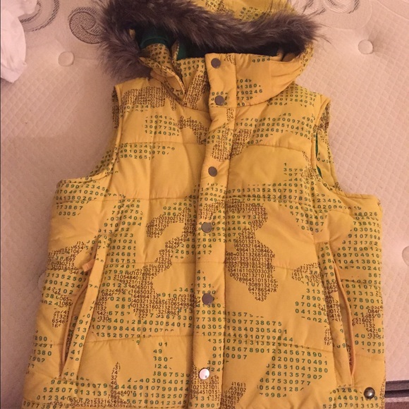 Burton snowboard vest