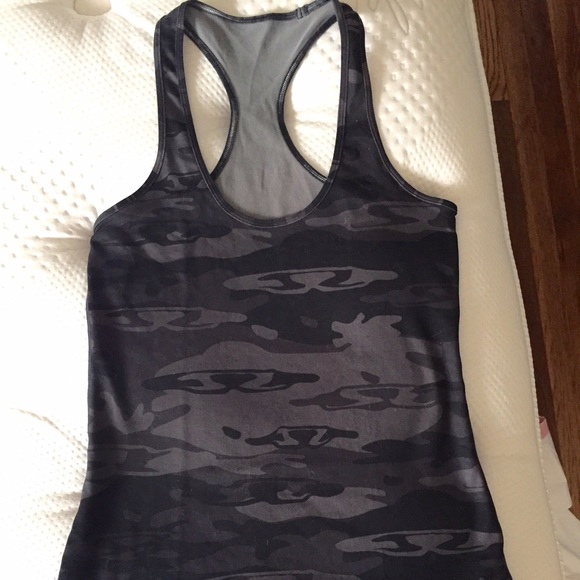 lululemon athletica Tops - Lululemon Black Camo Cool Racerback Tank
