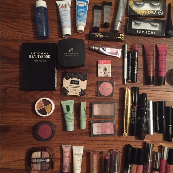 Makeup bundle - Picture 3 of 4