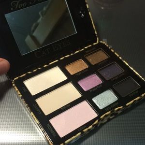 Too Faced Cat Eyes eyeshadow palette