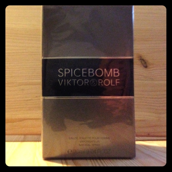 Viktor & Rolf Spice Bomb 90ml 3.04 fl oz