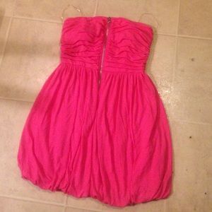 👗 Strapless N Pink !!