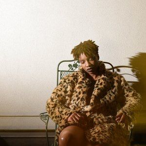 Meet your Posher, Phylicia