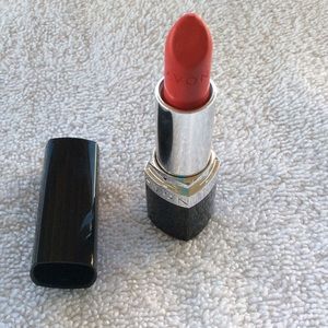 Ultra Color Bold Lipstick