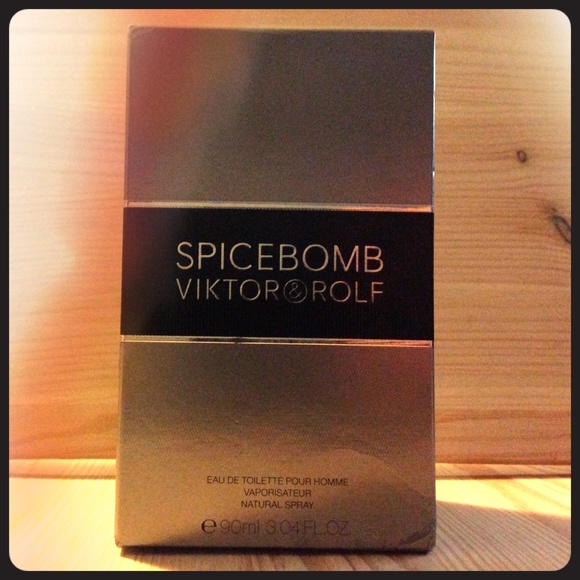 Viktor & Rolf Spice Bomb 90ml 3.04 fl oz