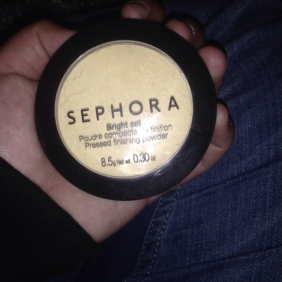 Sephora finishing powder!