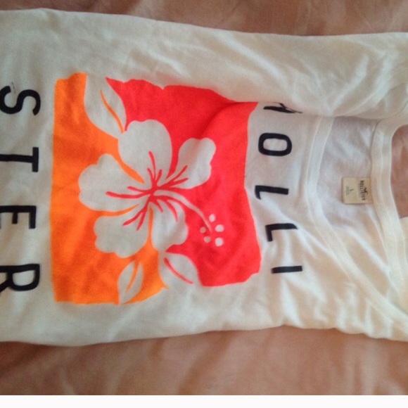 Hollister shirt