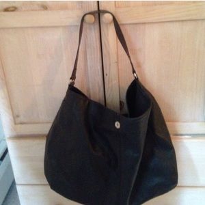 Black tote