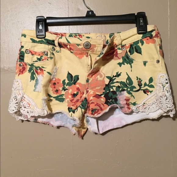 Floral Shorts
