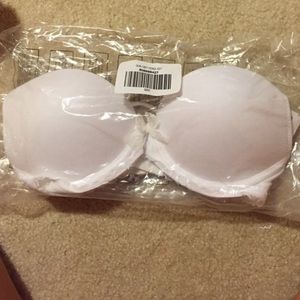 Hollister Co. White Perfect Push 'Em Up Plunge Bra