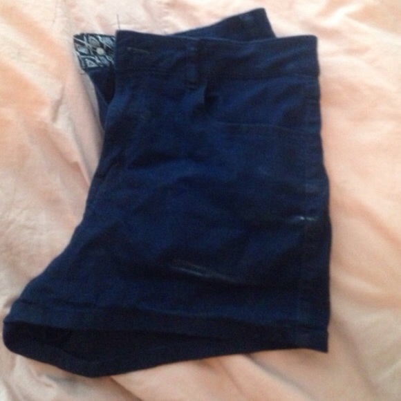 Nagy blue shorts