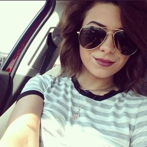 Meet your Posher, Haley