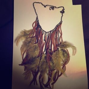 Fringe and feathers necklace