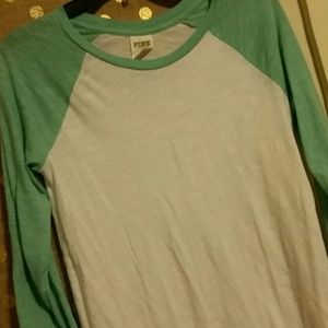 Victoria's Secret PINK ls tee :)
