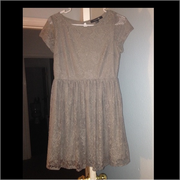 Knee length dress from forever 21!