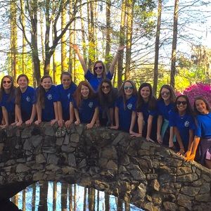 Meet your Posher, Mae