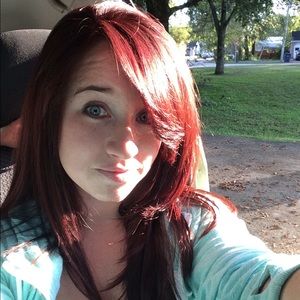 Meet your Posher, Lauren