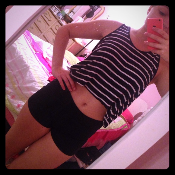 Charlotte Russe navy stripped top