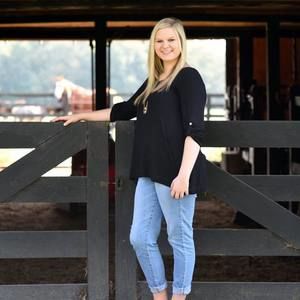 Meet your Posher, Savannah