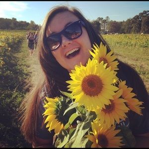 Meet your Posher, Anna